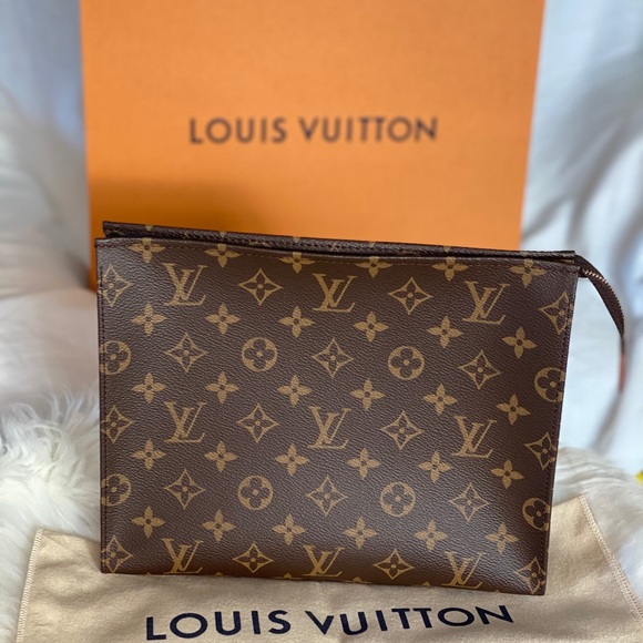 Brand New Louis Vuitton Toiletry 26 Pouch